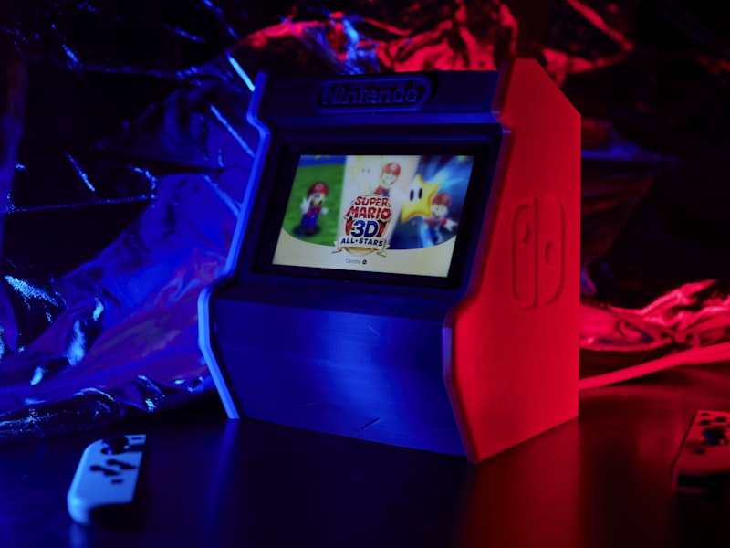 Lot 076 — Graded holographic card